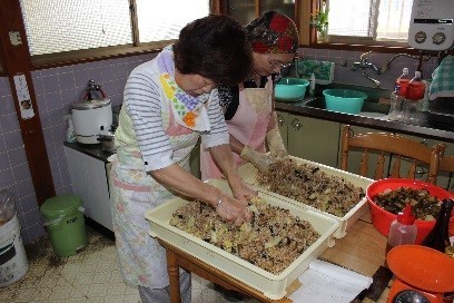 家庭での金山寺味噌作りの画像