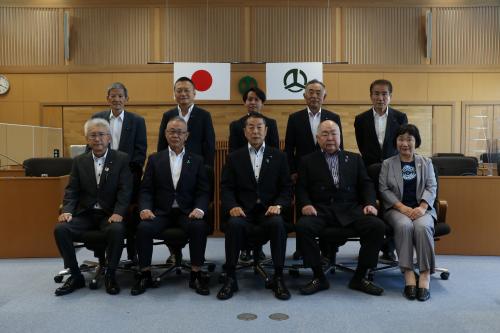 令和4年8月12日付け議会構成が変わりました