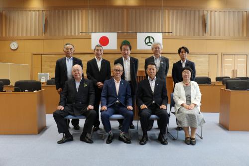 令和3年6月9日付け議会構成が変わりました